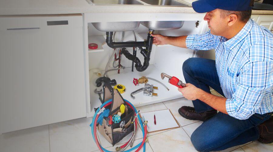 Expert burst pipe repair services in North English, IA